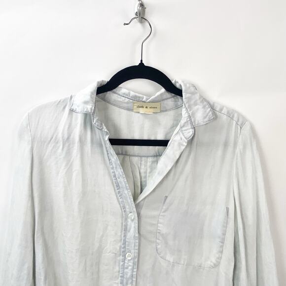 Anthropologie Cloth & Stone XS Womens Faded Gray Button Down Chambray Shirt - Picture 2 of 9